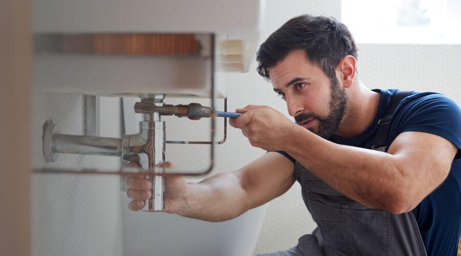 Professional water heater installation services in Mart, TX